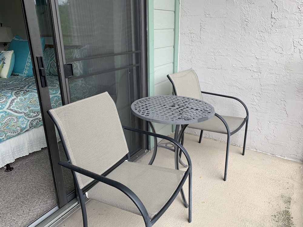 Laurel Inn Condominium 34/50