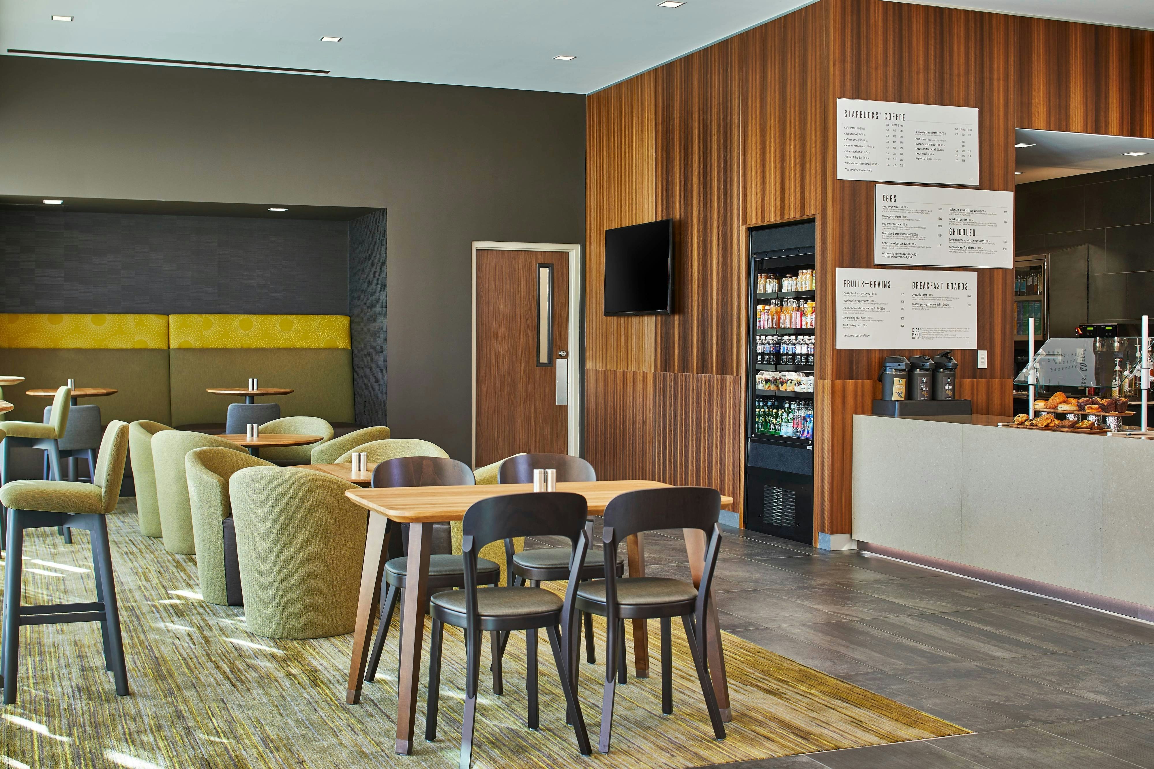 Courtyard by Marriott Baltimore Downtown/McHenry Row 39/55