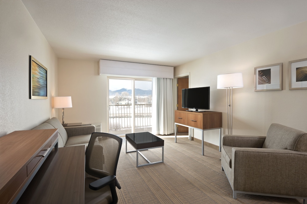 Holiday Inn Express And Suites Fraser Winter Park Area Formerly the Pinnacle Lodge 45/73