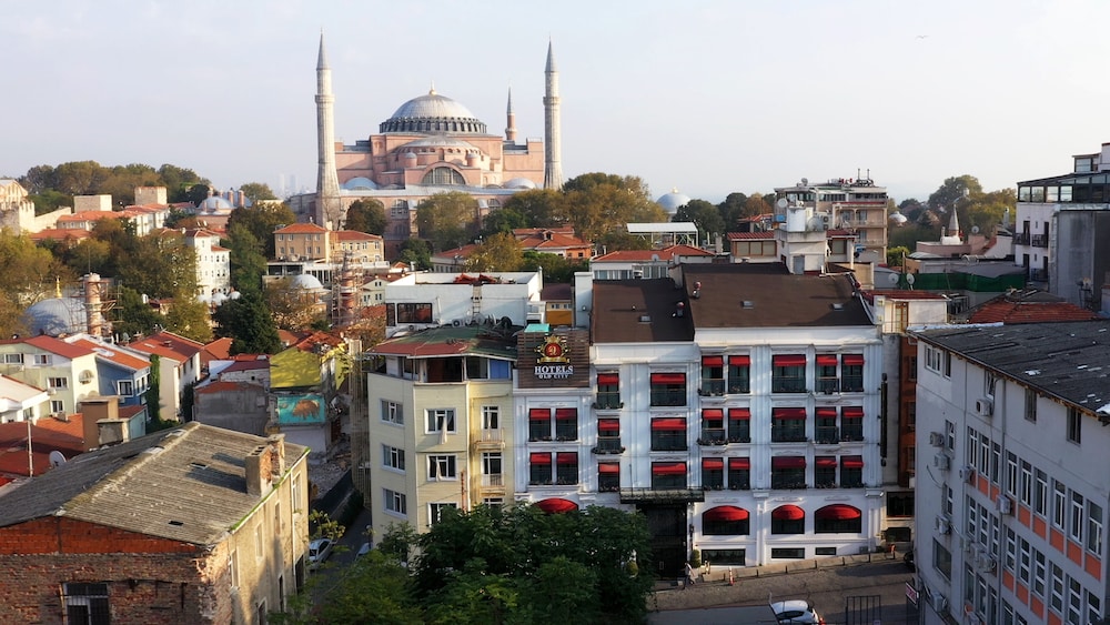 Dosso Dossi Hotels Old City 57/61