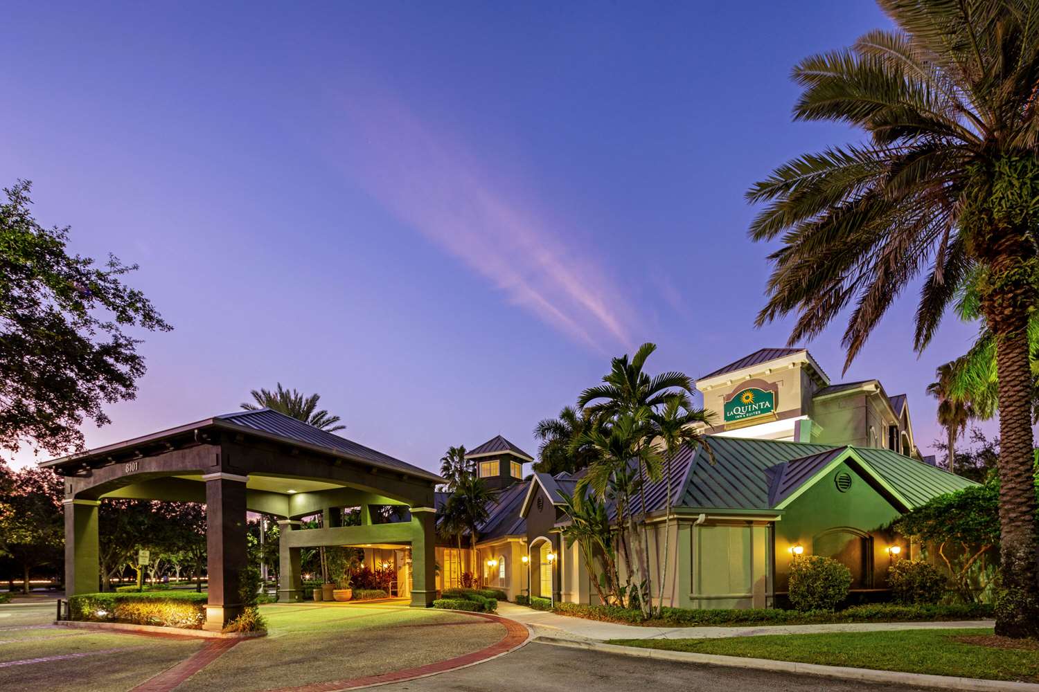 La Quinta Inn & Suites by Wyndham Ft. Lauderdale Plantation 1/24