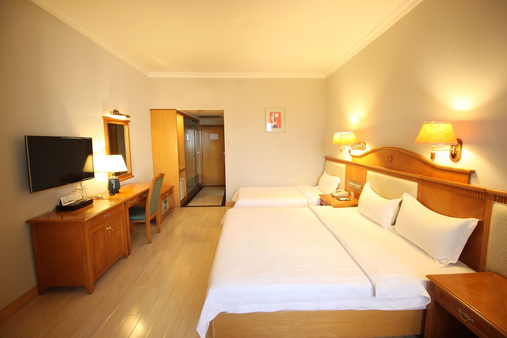 Guangzhou Hotel 5/50