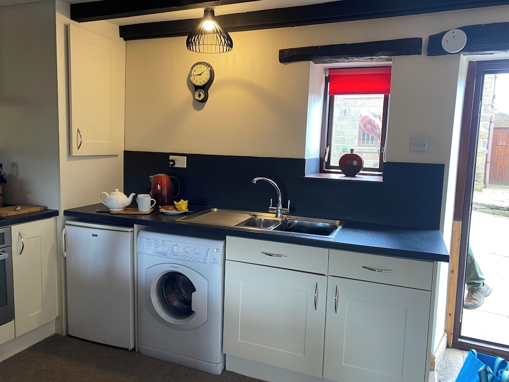 Craven Garth Cottages 8/50
