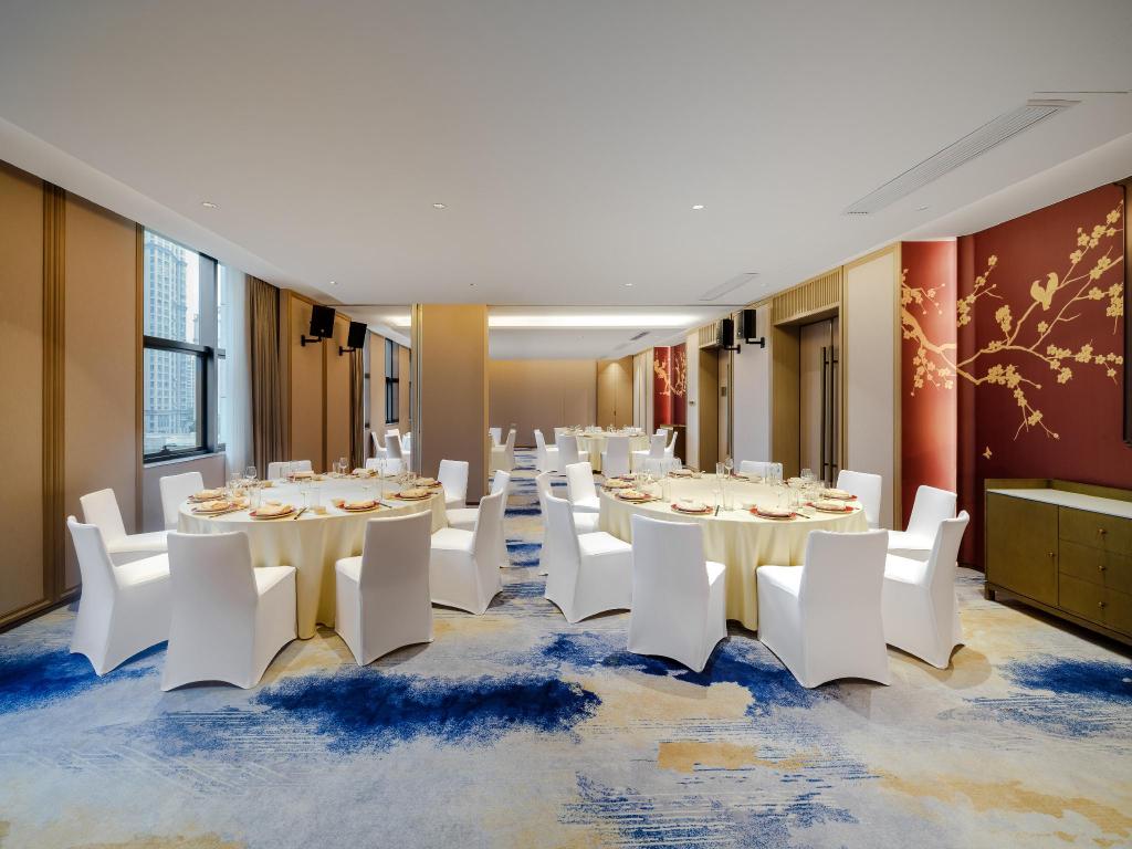 Grand Mercure Wuxi Huishan 65/76