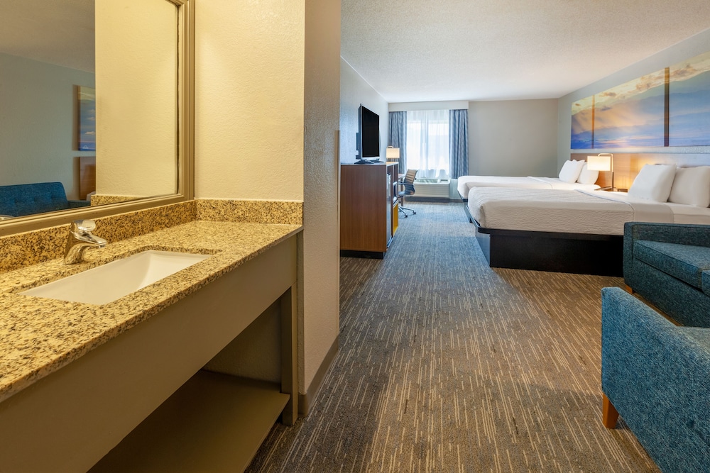 Days Inn by Wyndham Sturtevant / Racine / Mount Pleasant 49/78