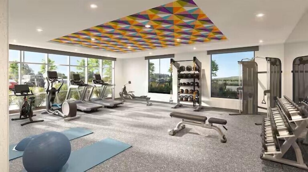 Home2 Suites by Hilton Chelmsford Lowell 18/36