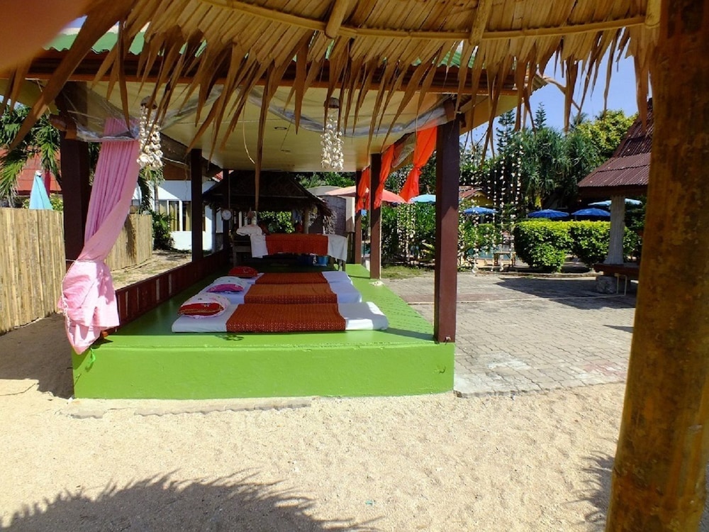 BLUE ANDAMAN LANTA RESORT 59/71