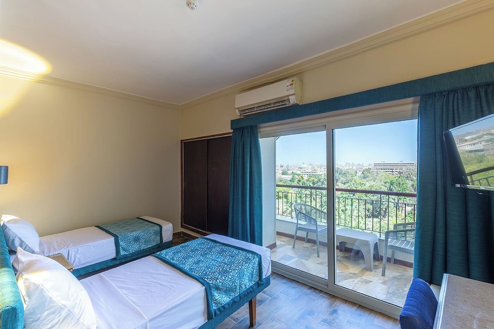 St George Hotel Cairo 21/72