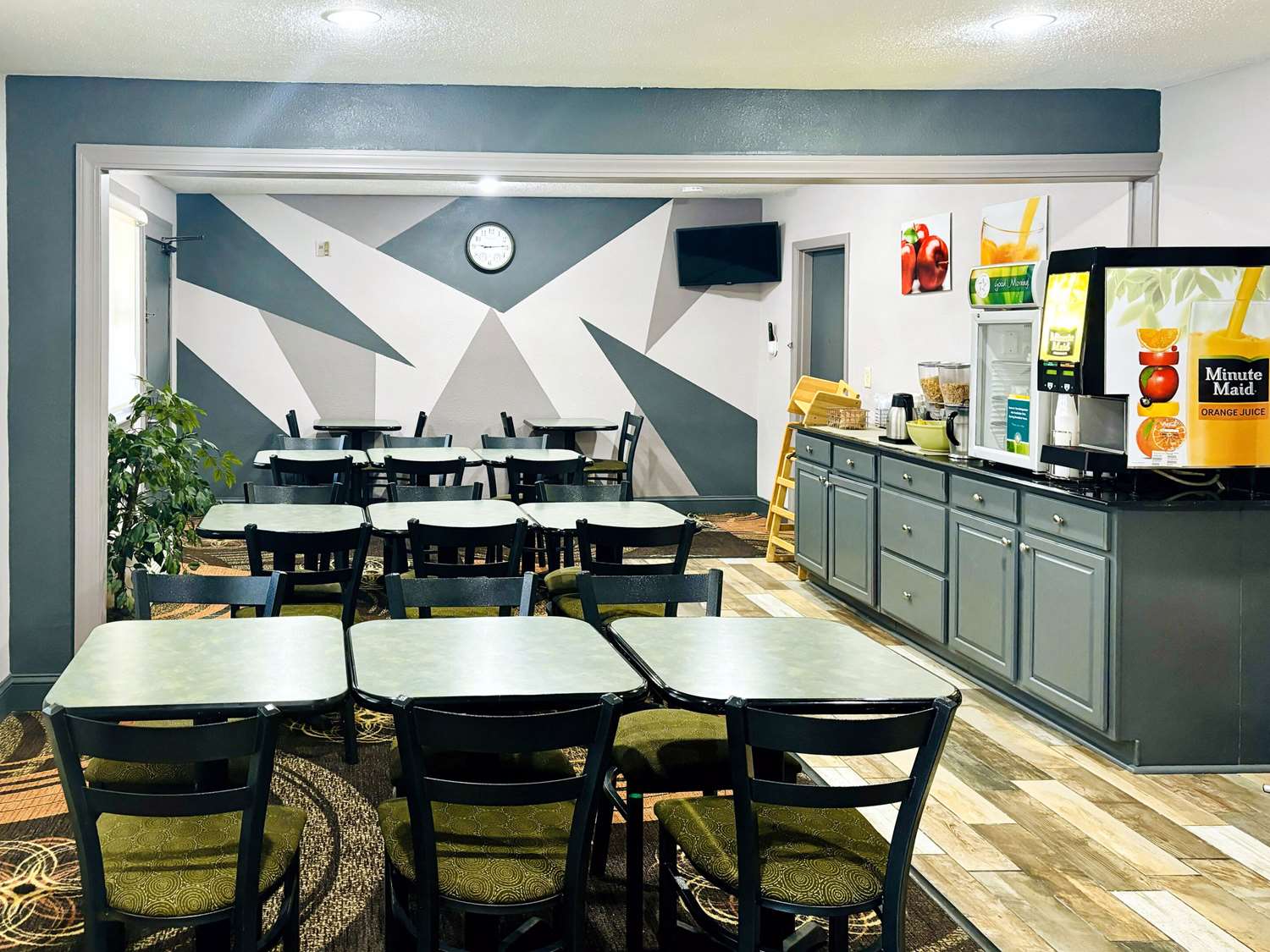 Quality Inn Raynham - Taunton 64/75