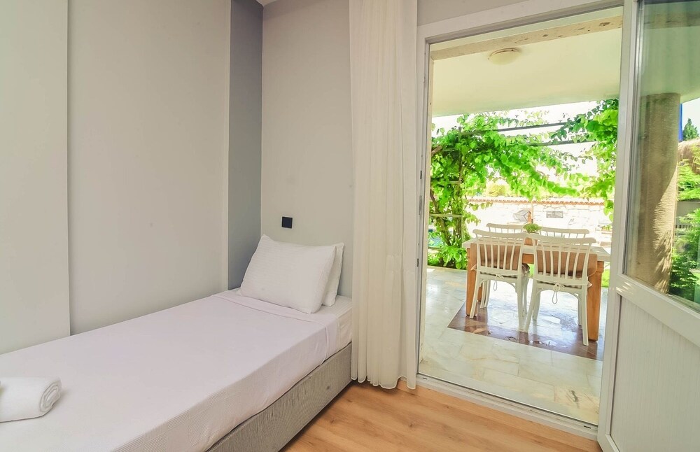 Gerence Otel 33/50