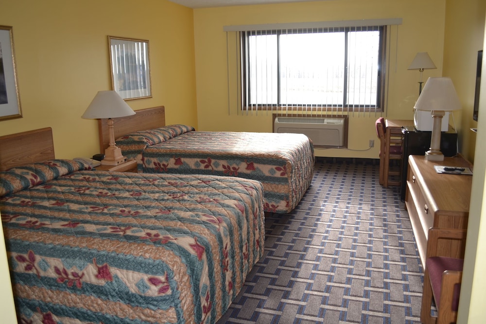 Sky Lodge Inn Suites 9/34