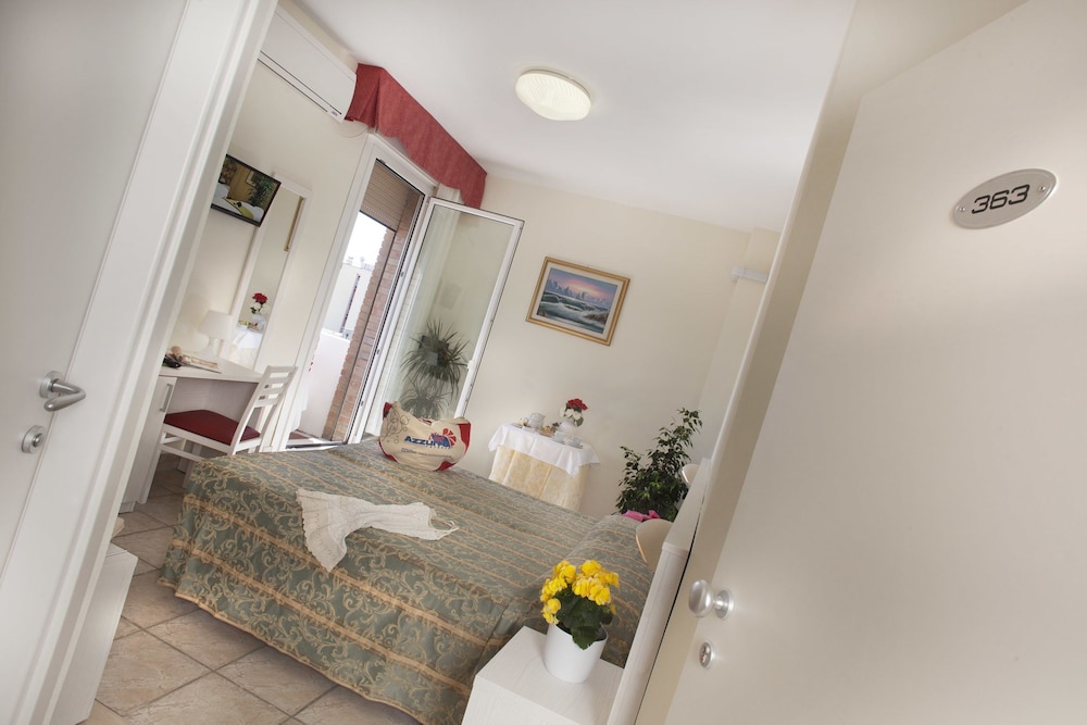 FAMILY HOTEL K2 & SPIAGGIA MARINA BEACH 38/38