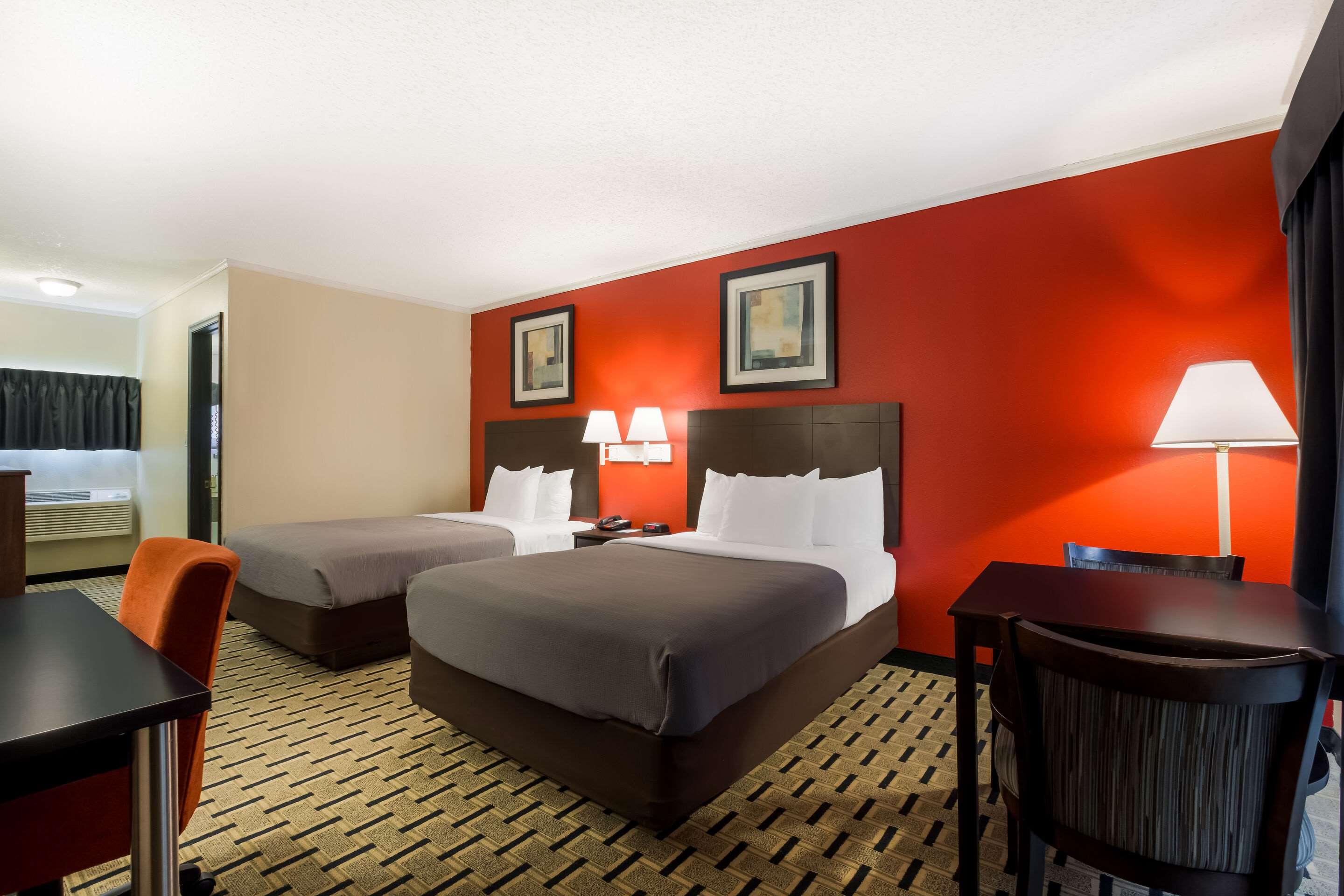 Efficiency, Suite, 2 Double Beds