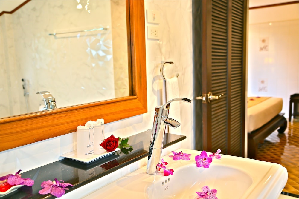 The Oriental Siam Resort 57/71