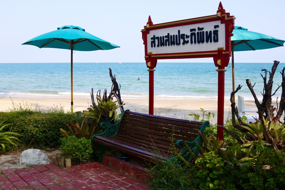 Seapine Beach Golf and Resort Hua Hin 47/50