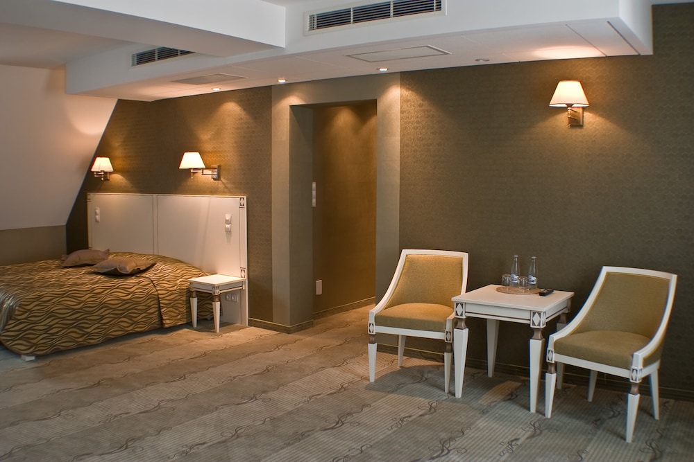 Hotel Wawel 25/60