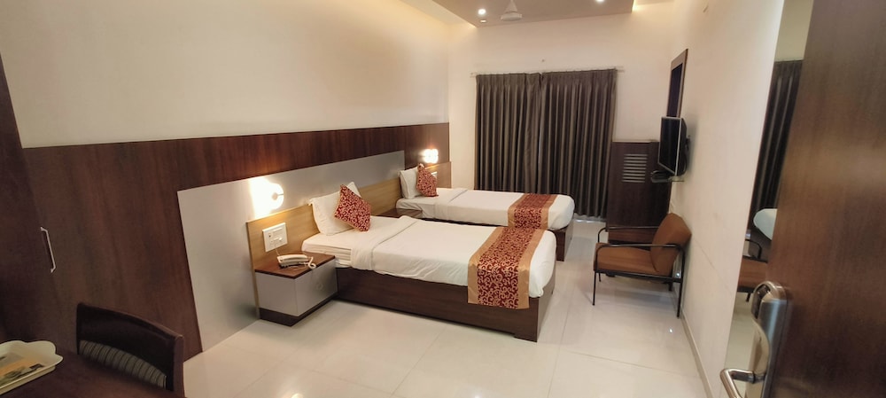 Hotel The Sentosa 8/36