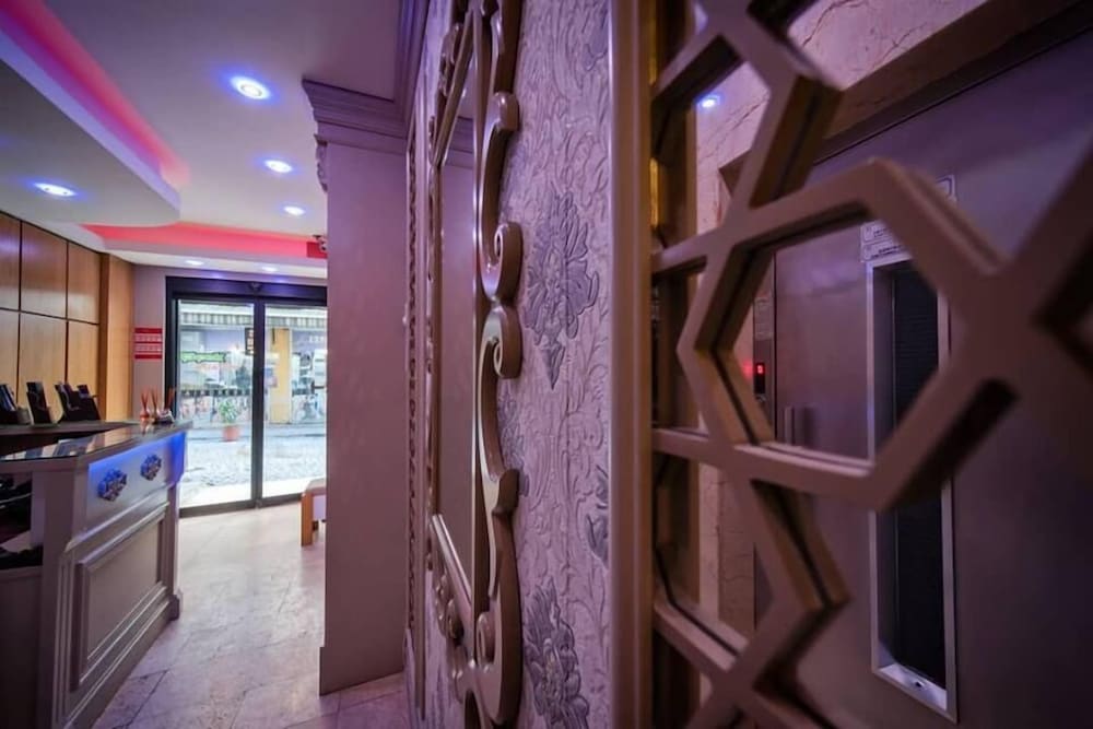 Gulhane Corner Hotel 19/24
