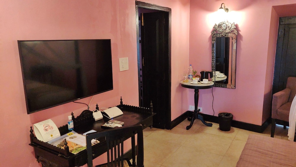 Fort Tiracol Heritage Hotel 31/50