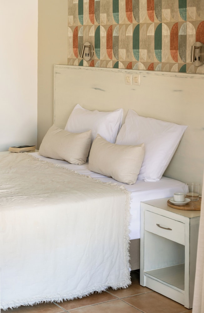 غرفة كومفورت بسرير كوين، Ecoresort Zefyros Hotel 3/8