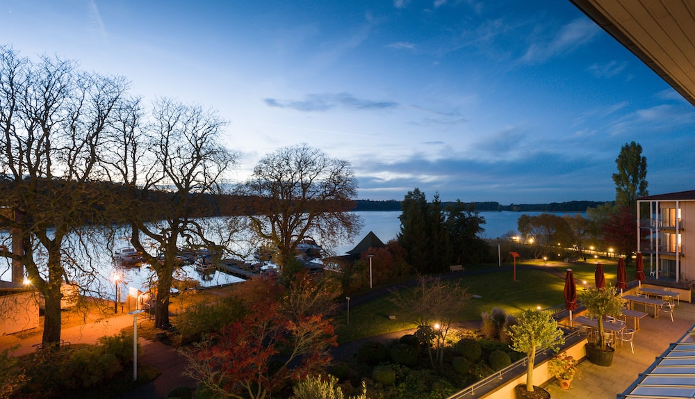Seehotel Rheinsberg 40/45