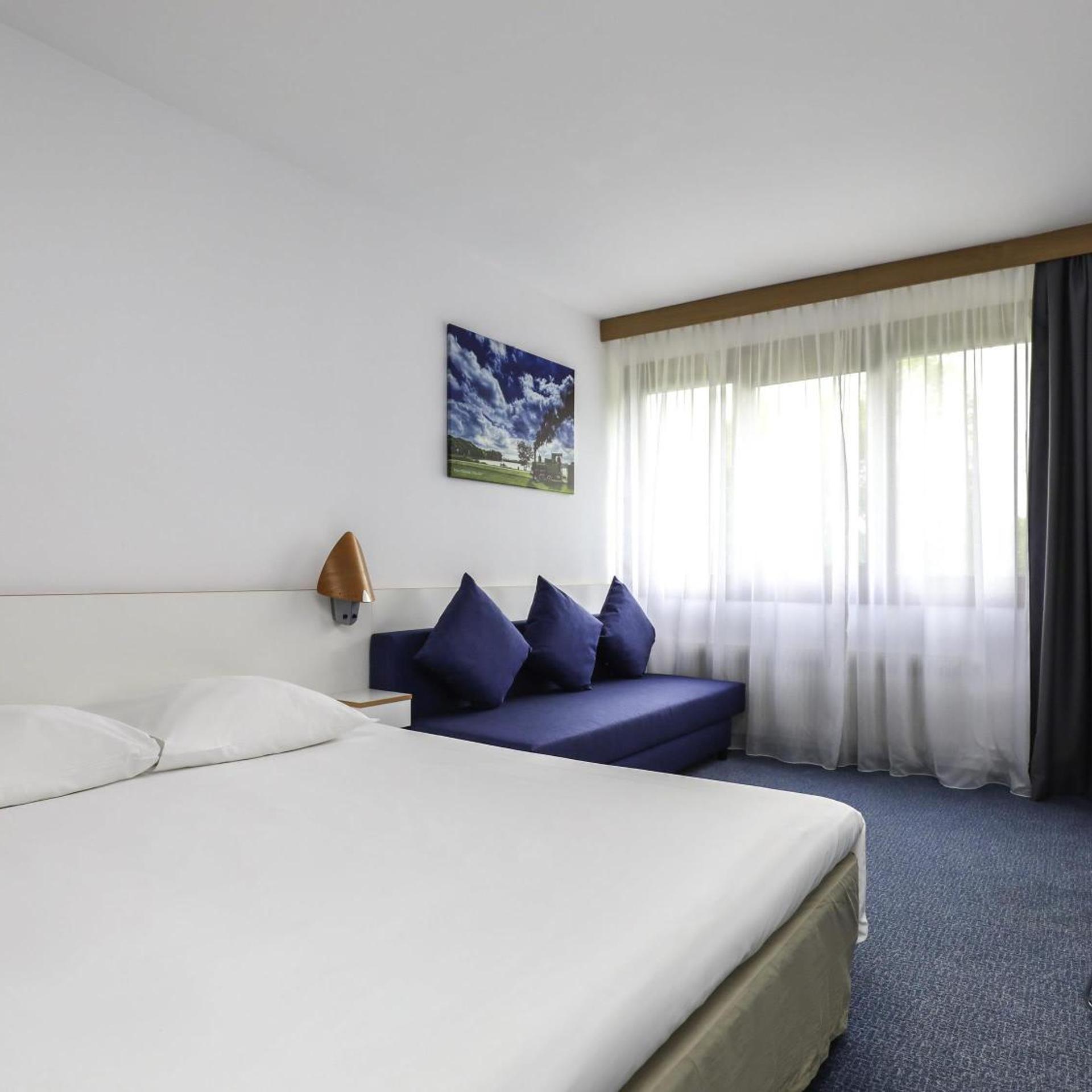 CLASSIC, DOUBLE BED, SOFA