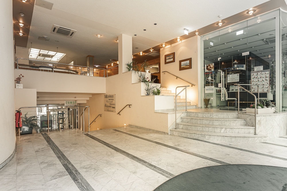 Hotel Quellenhof 7/48