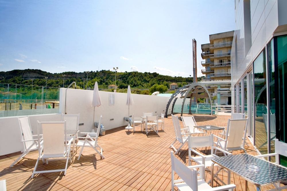 Alexander Museum Palace Hotel 35/44