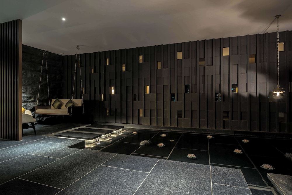 Radisson Blu Hotel & Spa Nashik 21/50
