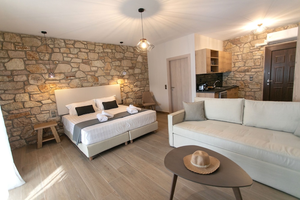 Michelangelo Suites & Apartments 29/69
