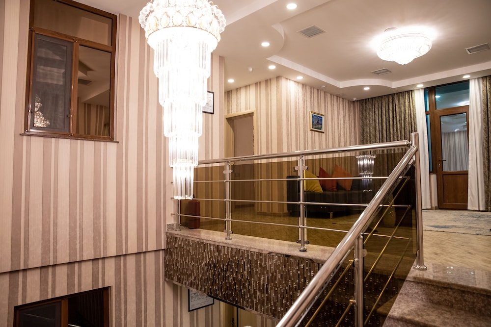Sebail Inn Hotel 24/50
