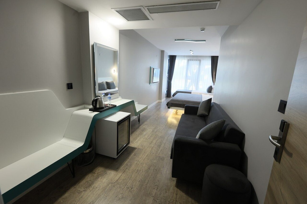 Midis Otel 29/50