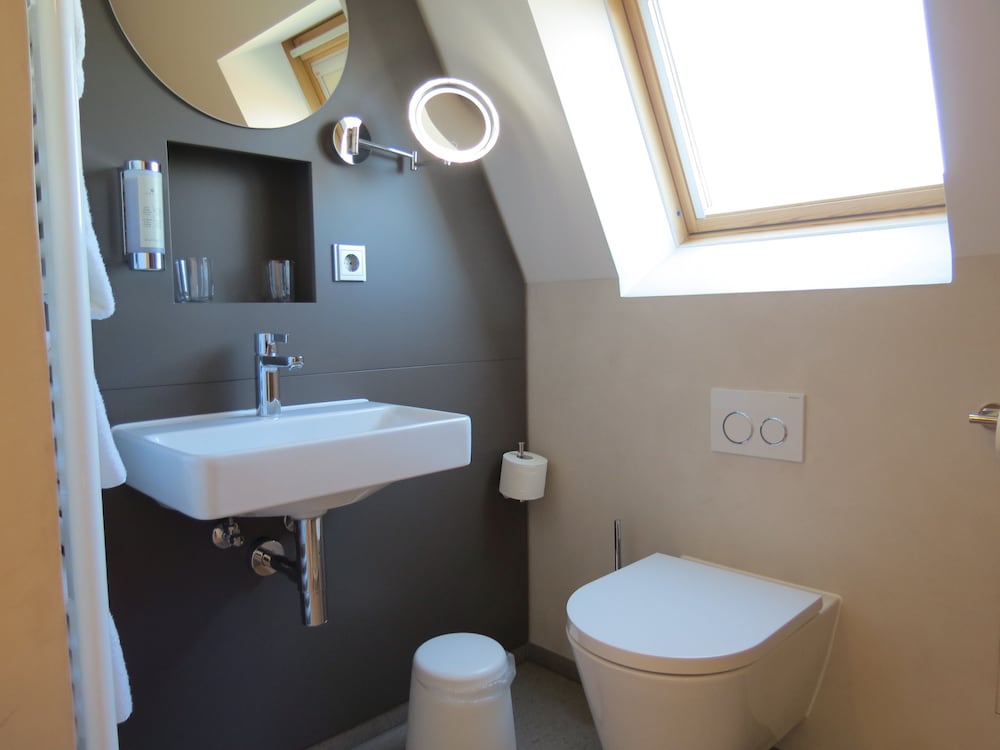 Hotel Neuthor 47/50