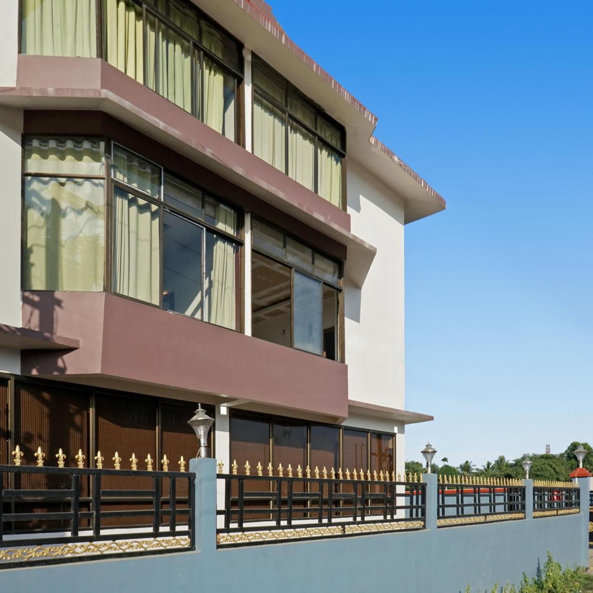 Pemaling Lords Eco Inn Guwahati in GUWAHATI