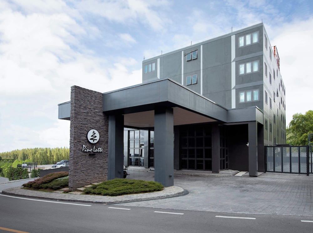 Pino Latte Resort and Hotel 35/50