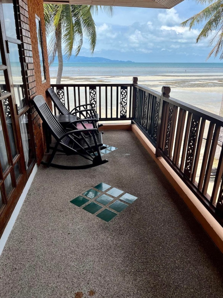 First Villa Beach Resort 45/75