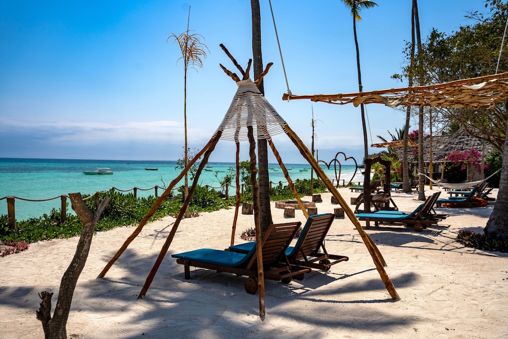 Aya Beach Bungalows 22/50