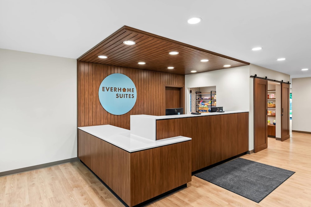 Everhome Suites Panama City Beach - 30A 8/60