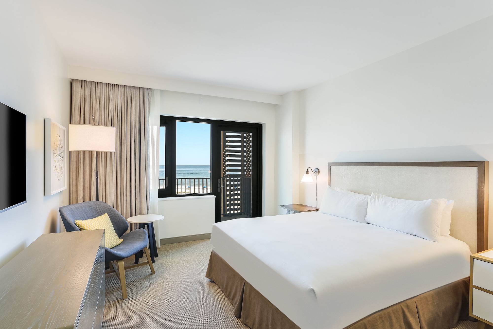 Suite, King Bed, Gulf Front, Balcony