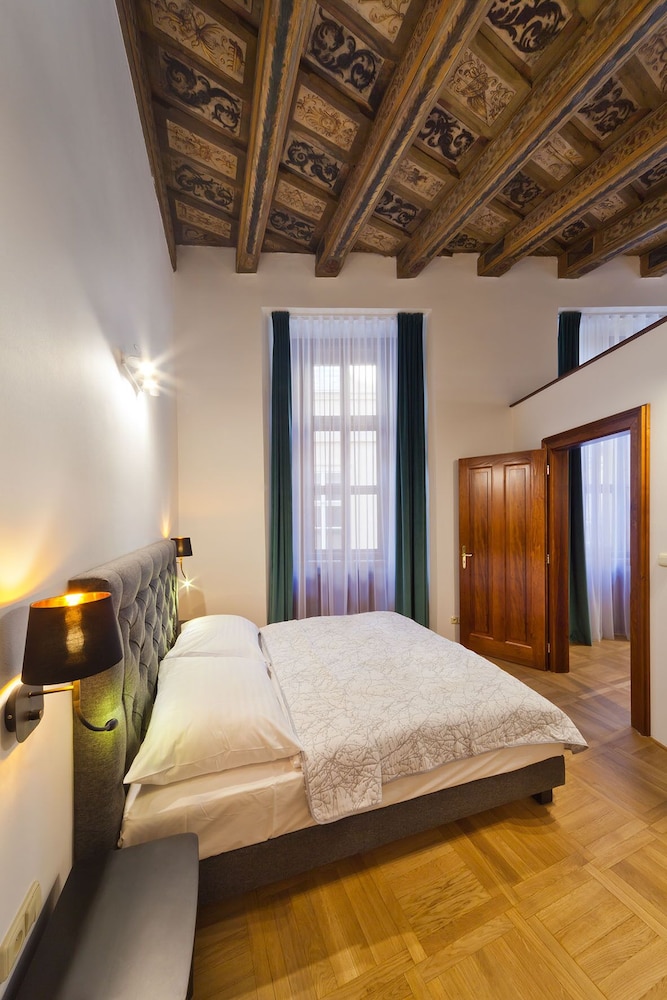 Residence U Vejvodu 9/40