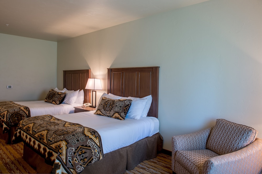 Cedar Creek Lodge and Conference Center 3/25