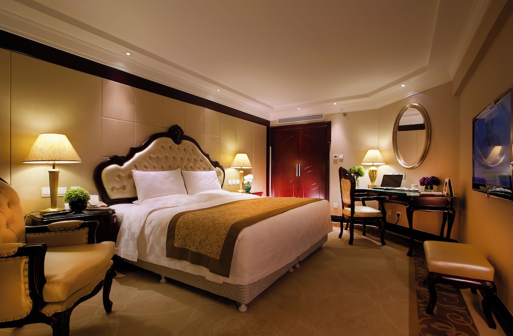 Beijing Continental Grand Hotel 24/47