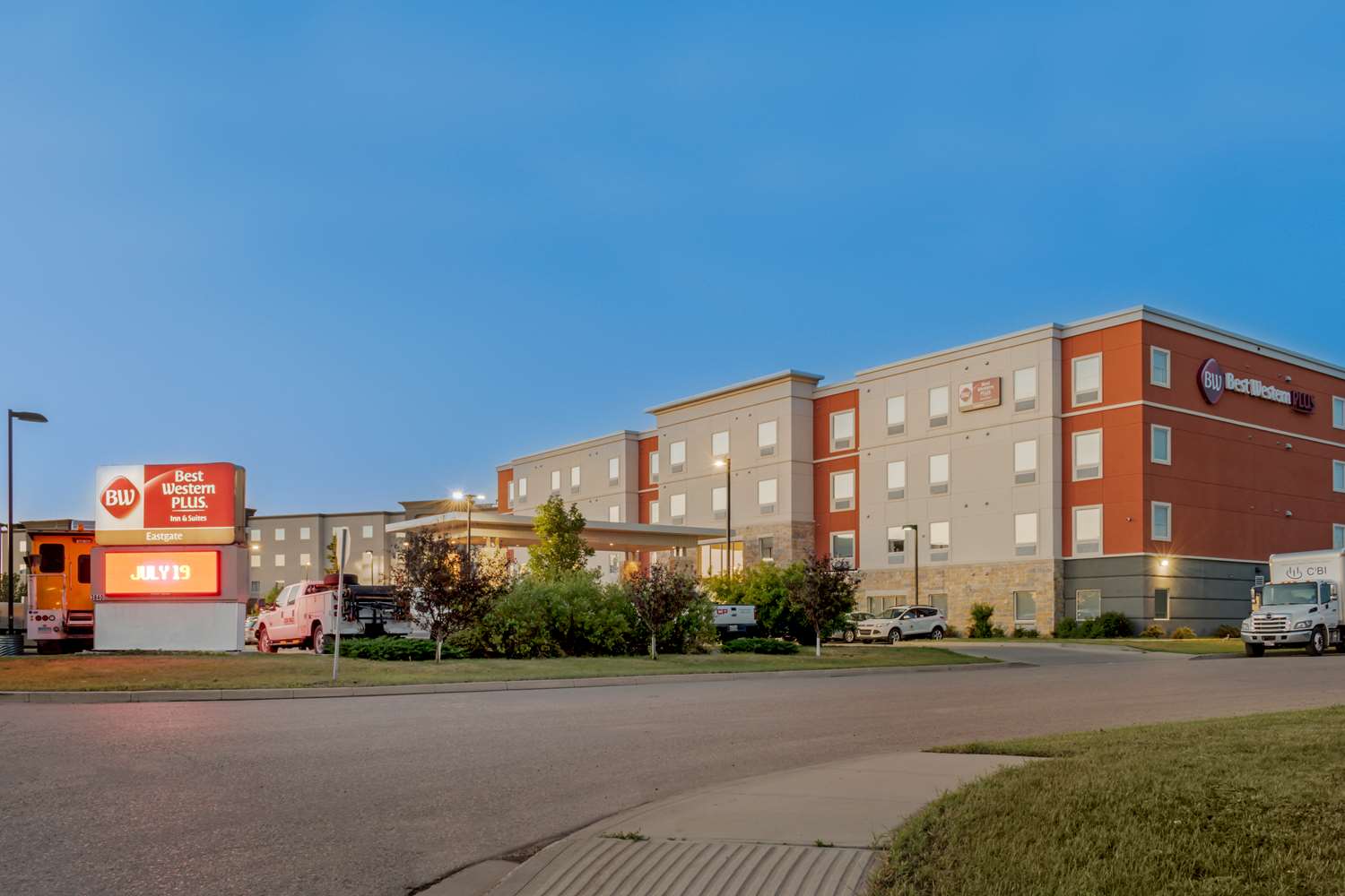 Best Western Plus Eastgate Inn Suites 21/27