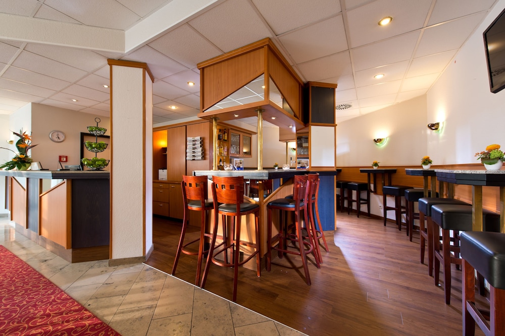Achat Hotel Darmstadt Griesheim 56/74
