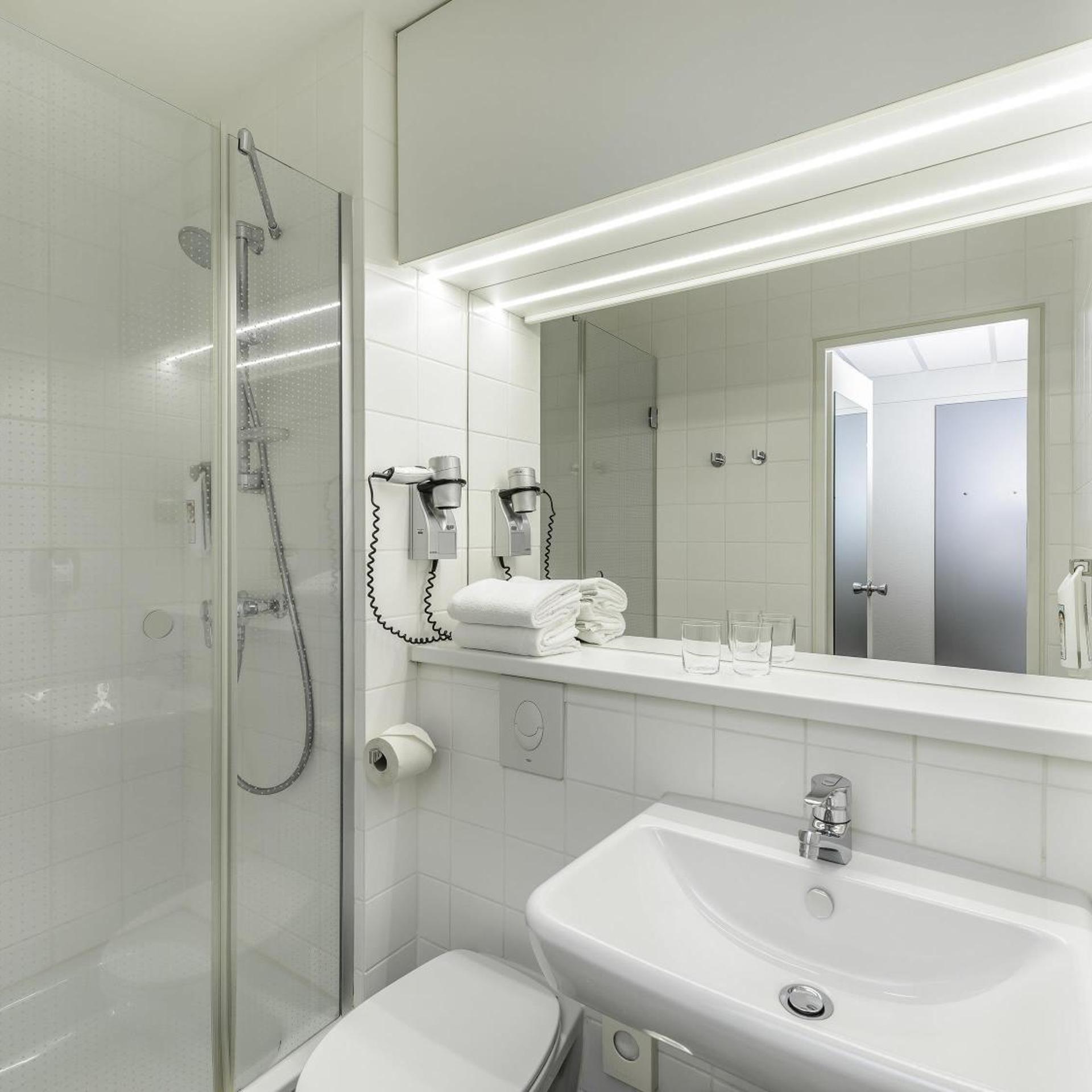غرفة بسرير فردي، Ibis Hamburg Alster Centrum 7/9