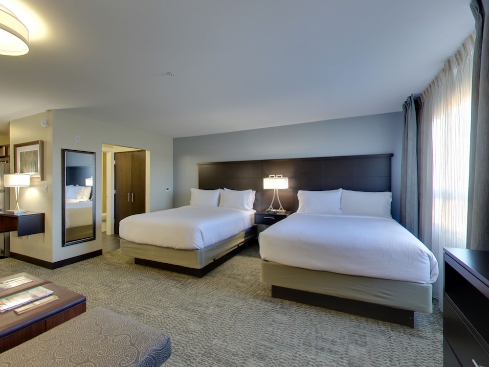 STAYBRIDGE SUITES MADISON FITCHBURG 15/71