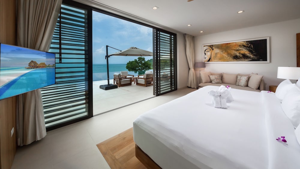 5 BEDROOMS, LUXURY, VILLA