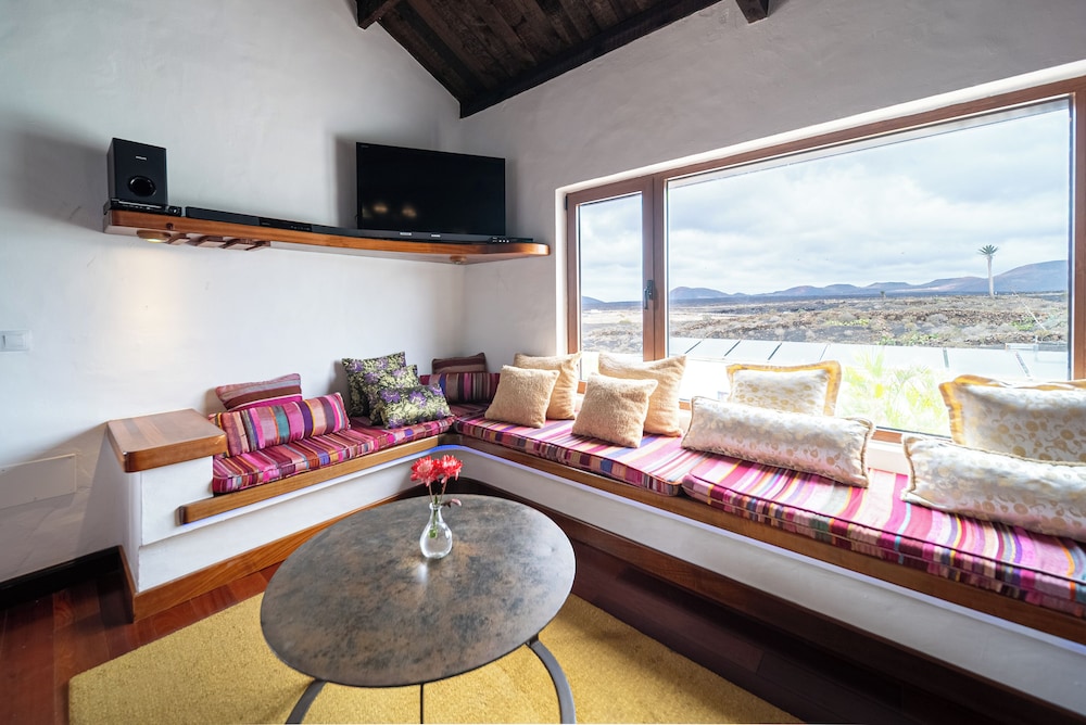 Casa De Hilario 50/71