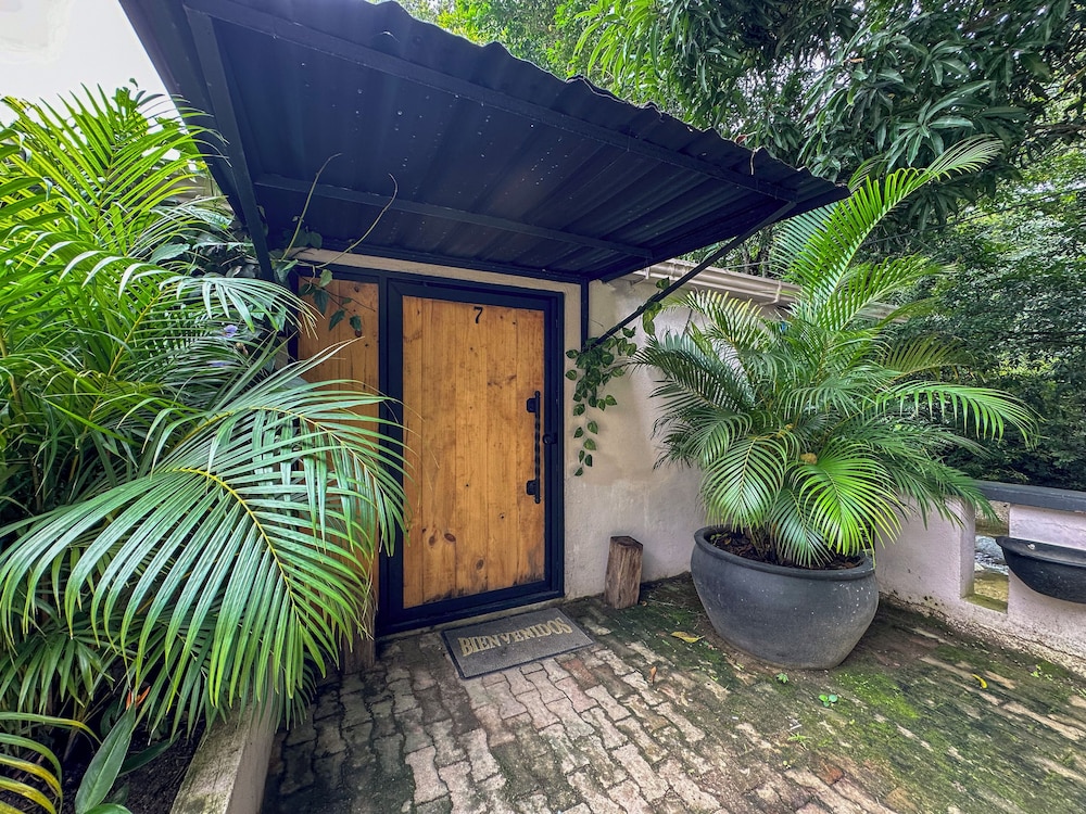 Hotel Casa de Hadas 44/50