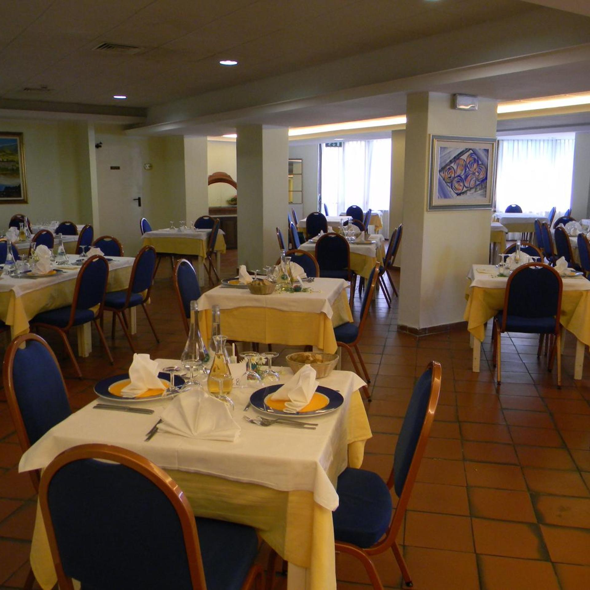 Hotel Talao S.A.S. 23/42